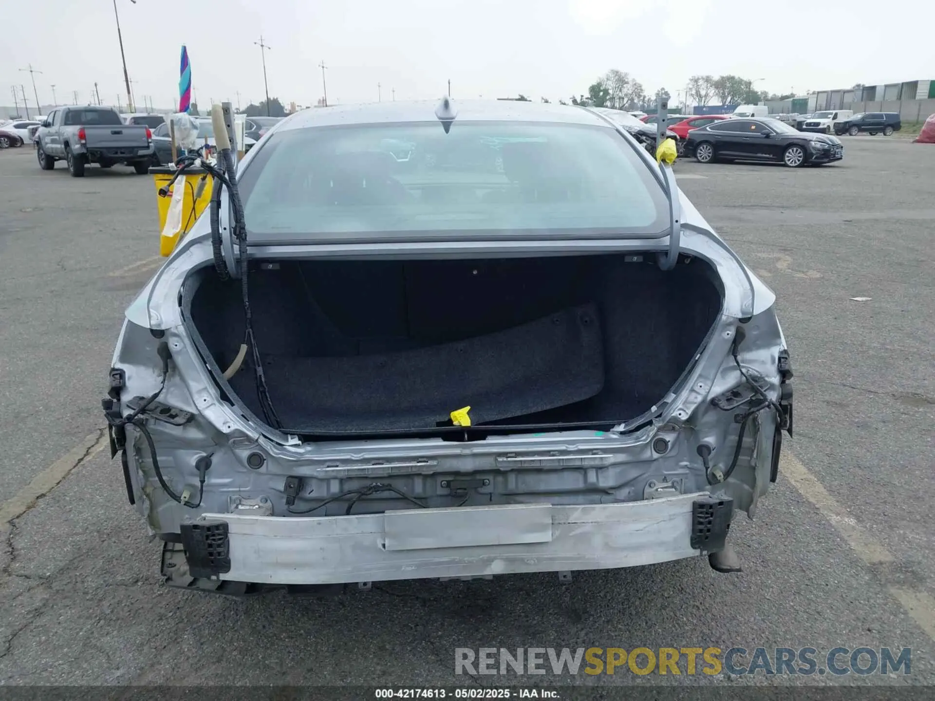 6 Photograph of a damaged car 1HGCV3F42KA021893 HONDA ACCORD HYBRID 2019