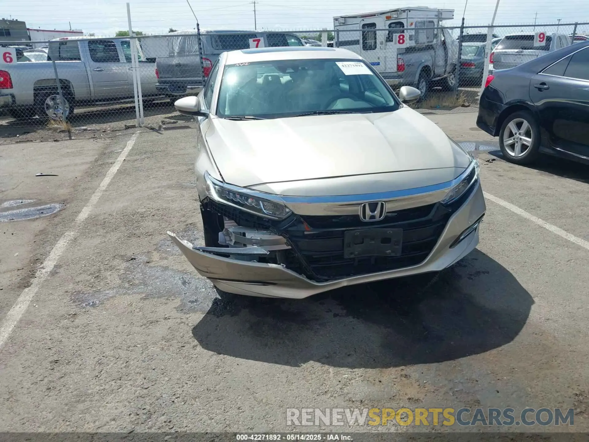 6 Photograph of a damaged car 1HGCV3F47KA009254 HONDA ACCORD HYBRID 2019