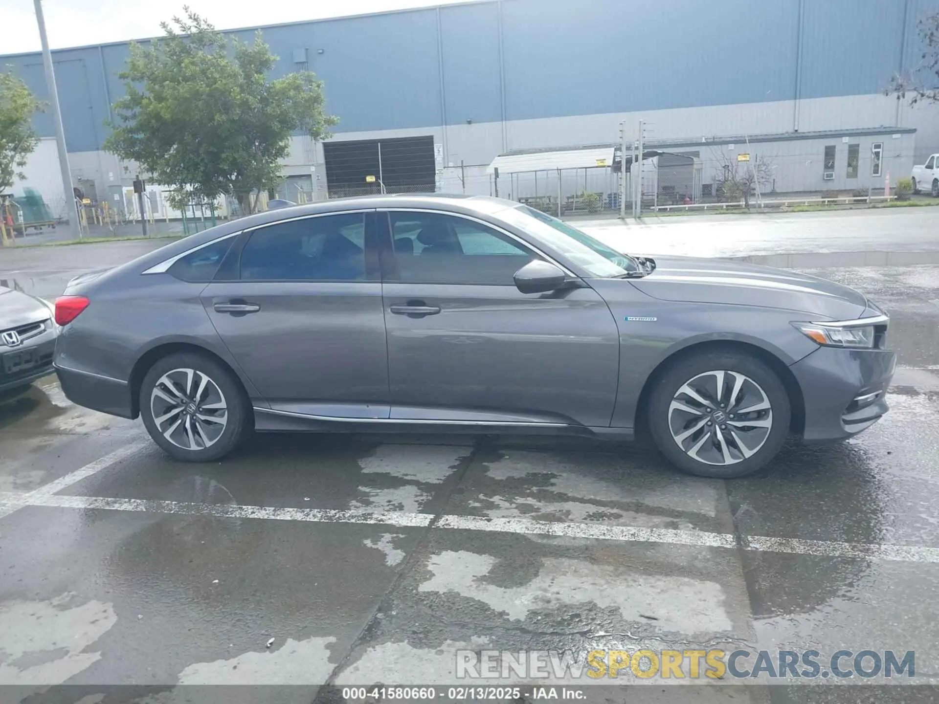 13 Фотография поврежденного автомобиля 1HGCV3F48KA002913 HONDA ACCORD HYBRID 2019