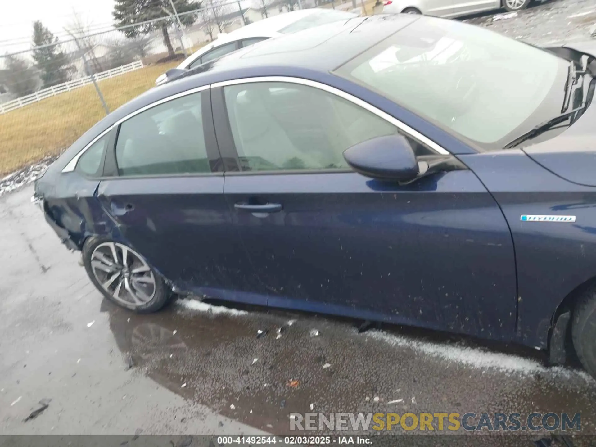 13 Photograph of a damaged car 1HGCV3F57KA013068 HONDA ACCORD HYBRID 2019