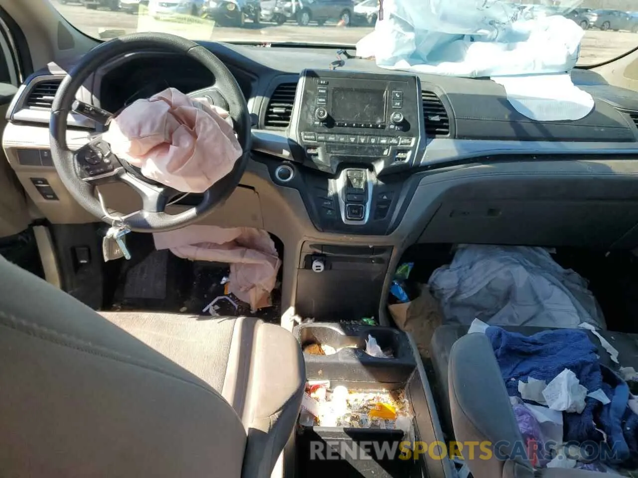 8 Photograph of a damaged car 5FNRL6H22KB016888 HONDA All Models 2019