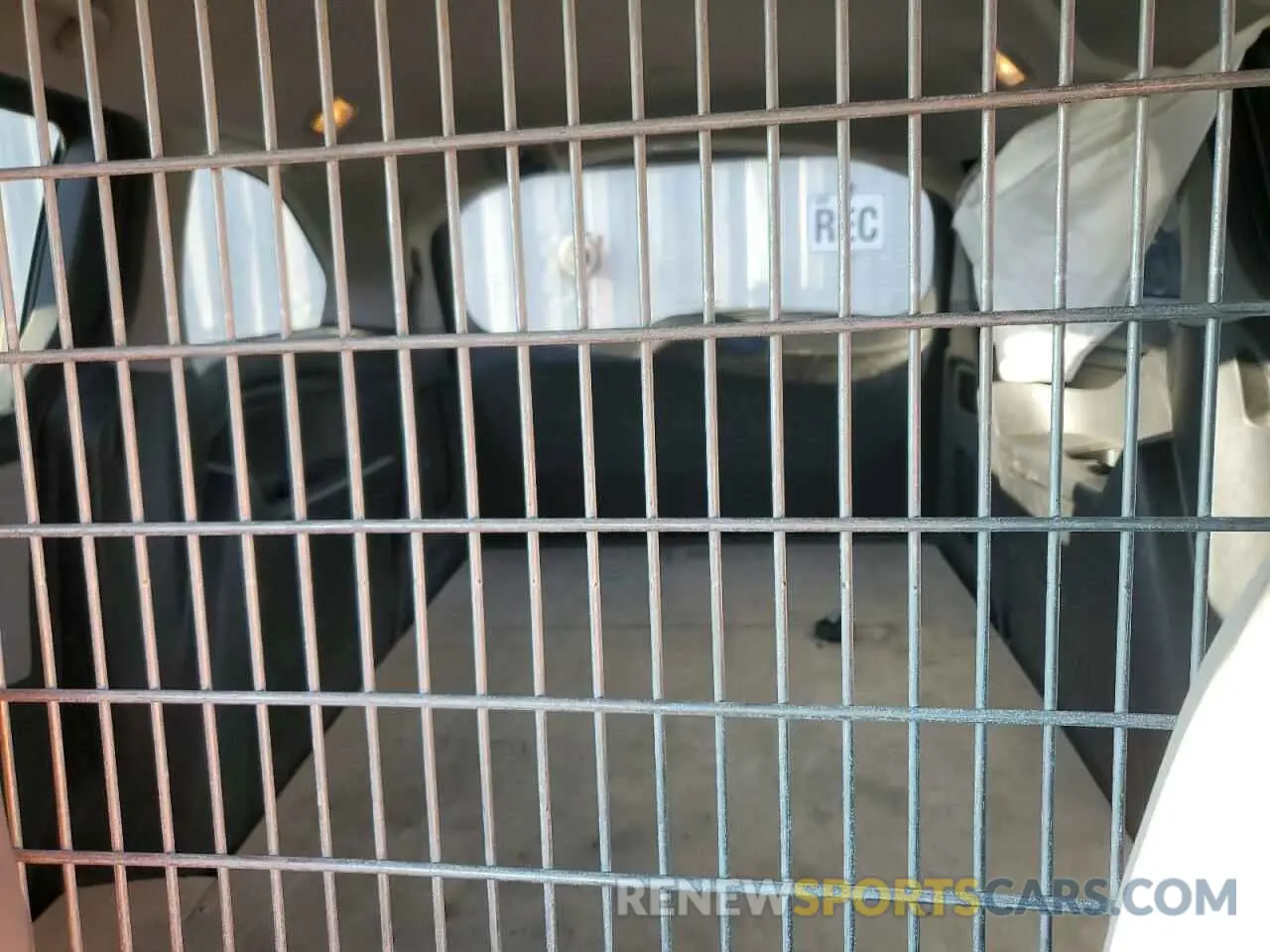 10 Photograph of a damaged car 5FNRL6H24KB023597 HONDA All Models 2019