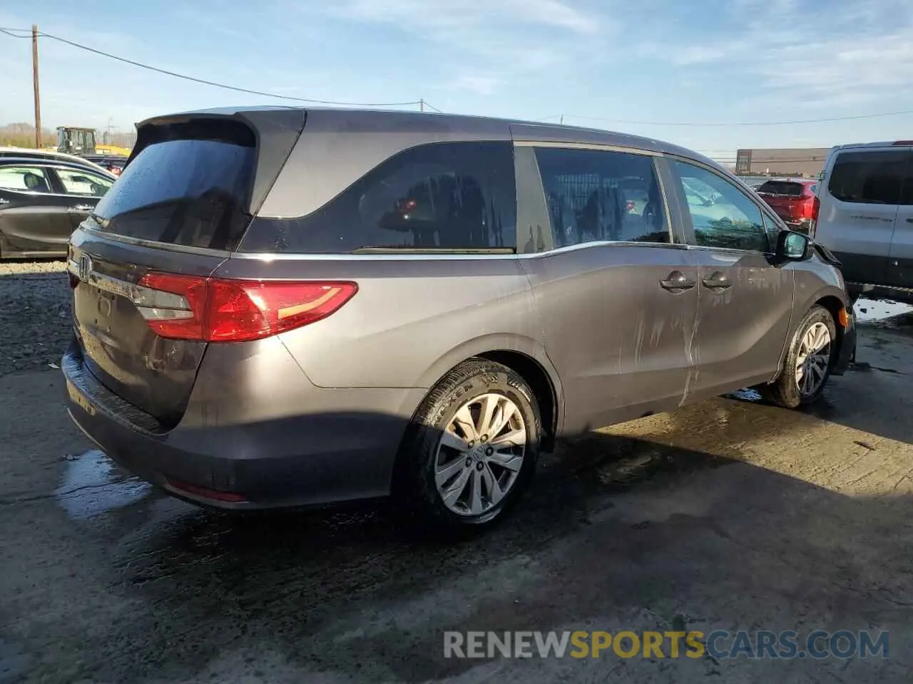 3 Photograph of a damaged car 5FNRL6H24KB023597 HONDA All Models 2019