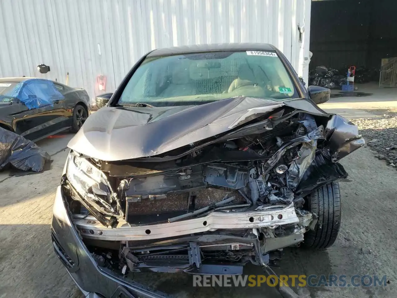 5 Photograph of a damaged car 5FNRL6H24KB023597 HONDA All Models 2019