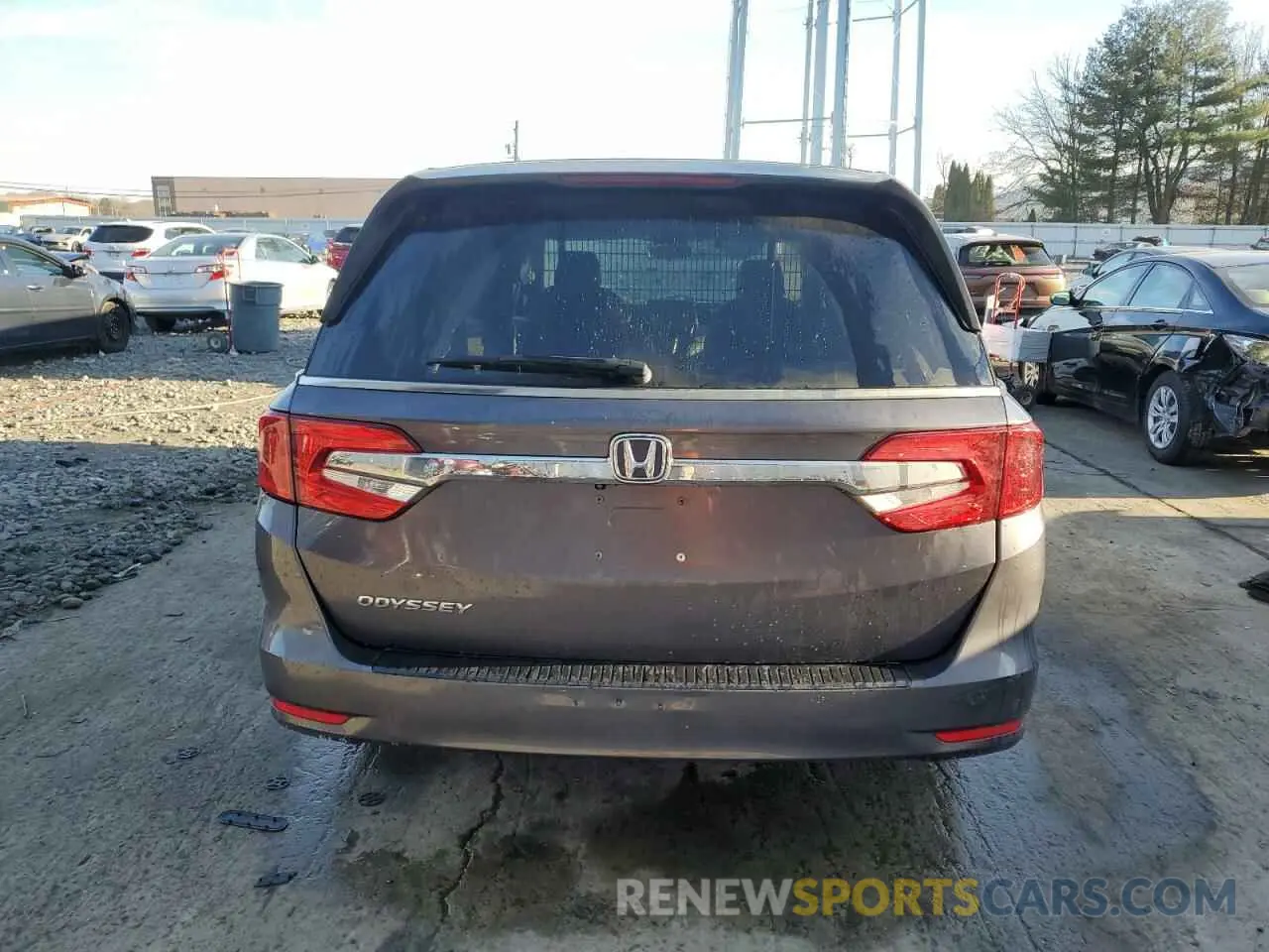 6 Photograph of a damaged car 5FNRL6H24KB023597 HONDA All Models 2019