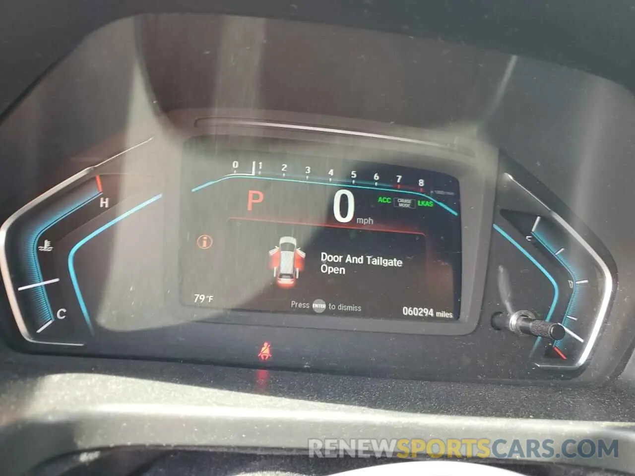 9 Photograph of a damaged car 5FNRL6H51KB056583 HONDA All Models 2019