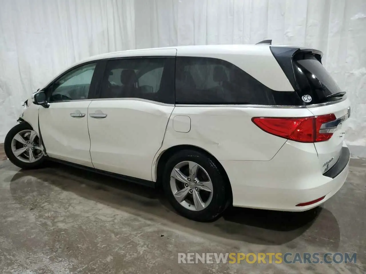 2 Photograph of a damaged car 5FNRL6H53KB010902 HONDA All Models 2019