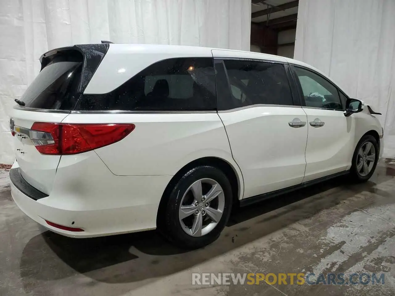3 Photograph of a damaged car 5FNRL6H53KB010902 HONDA All Models 2019