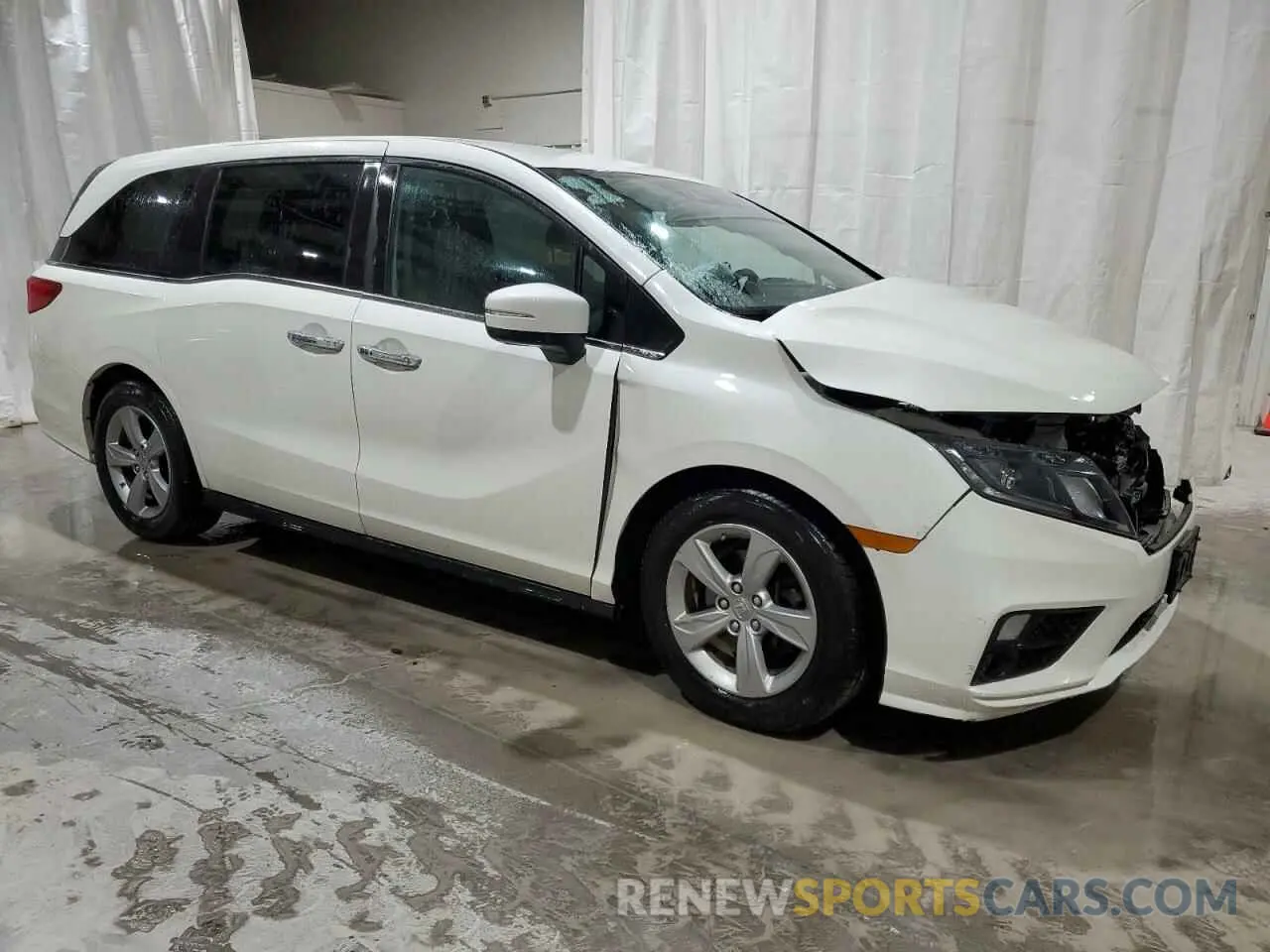 4 Photograph of a damaged car 5FNRL6H53KB010902 HONDA All Models 2019