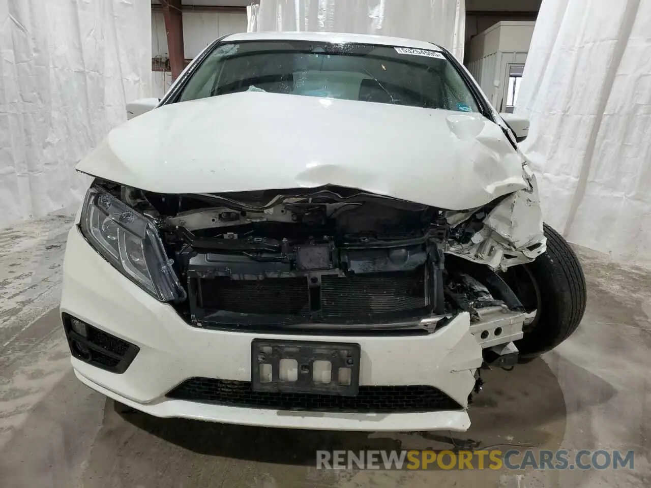 5 Photograph of a damaged car 5FNRL6H53KB010902 HONDA All Models 2019