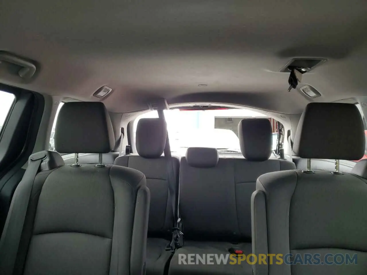 11 Photograph of a damaged car 5FNRL6H56KB097386 HONDA All Models 2019