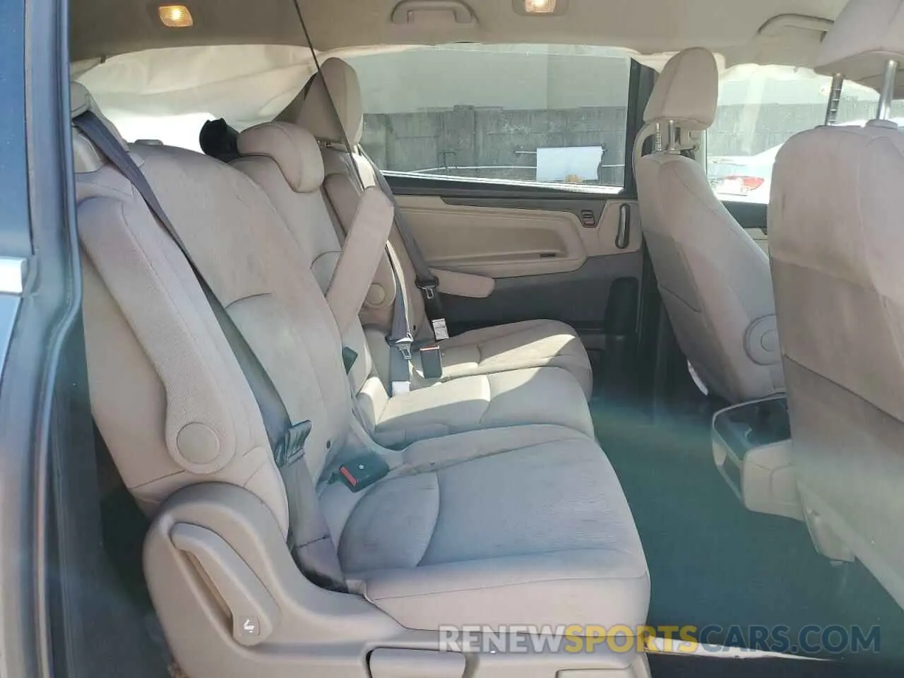 11 Фотография поврежденного автомобиля 5FNRL6H58KB052482 HONDA All Models 2019