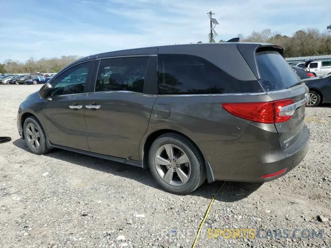 2 Photograph of a damaged car 5FNRL6H5XKB124945 HONDA All Models 2019