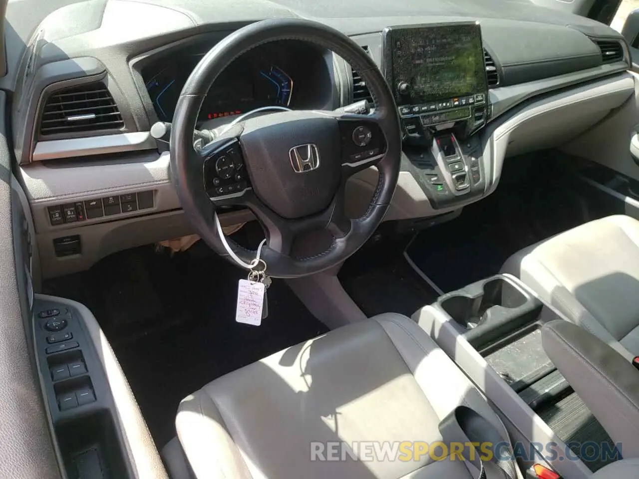 8 Photograph of a damaged car 5FNRL6H70KB005948 HONDA All Models 2019