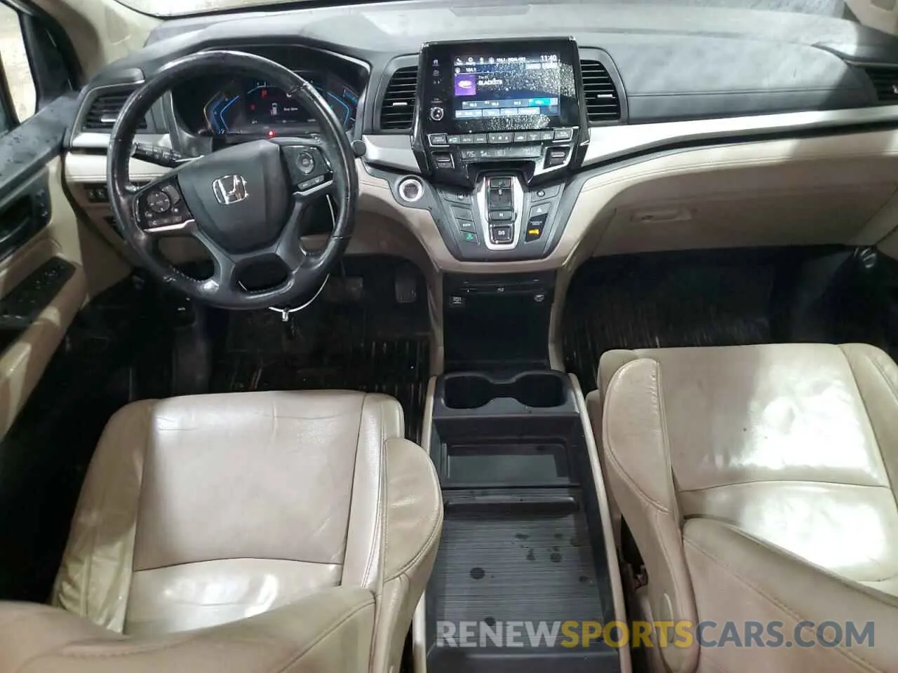 8 Photograph of a damaged car 5FNRL6H70KB120310 HONDA All Models 2019