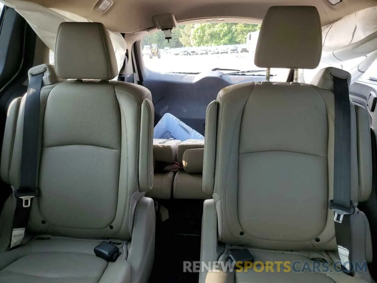 10 Photograph of a damaged car 5FNRL6H71KB032236 HONDA All Models 2019