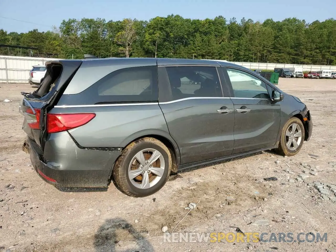 3 Photograph of a damaged car 5FNRL6H71KB032236 HONDA All Models 2019