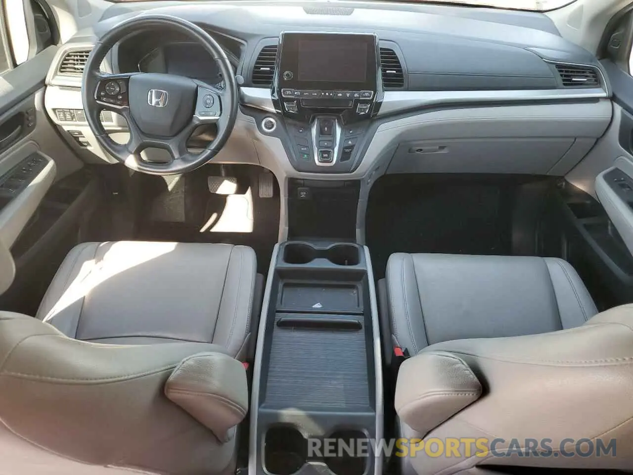 8 Photograph of a damaged car 5FNRL6H71KB086667 HONDA All Models 2019