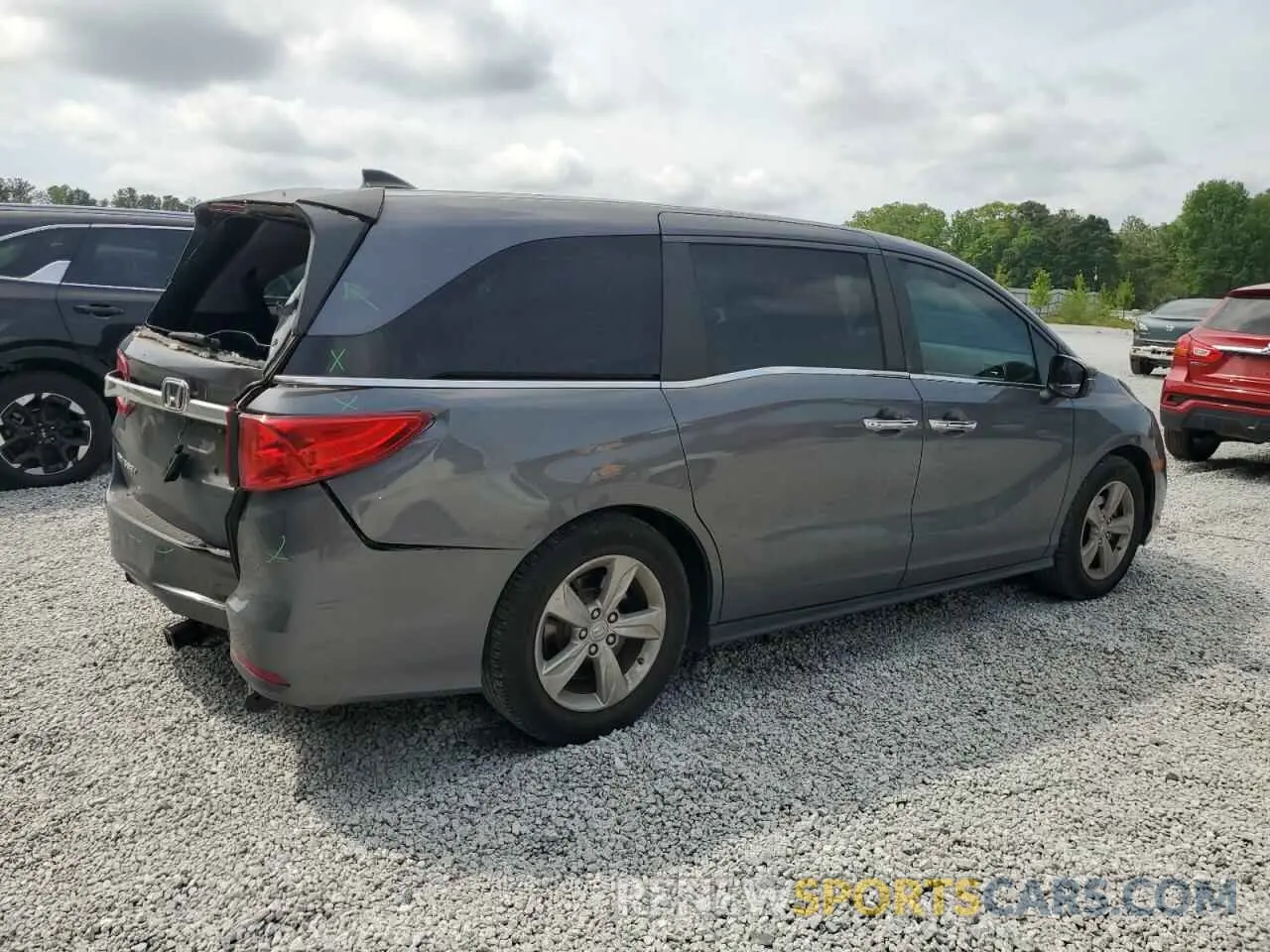 3 Photograph of a damaged car 5FNRL6H72KB012691 HONDA All Models 2019