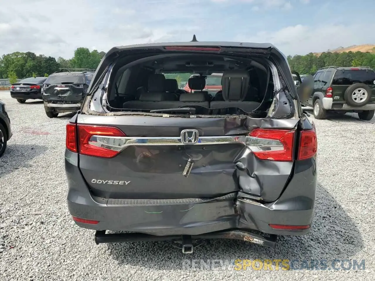 6 Photograph of a damaged car 5FNRL6H72KB012691 HONDA All Models 2019