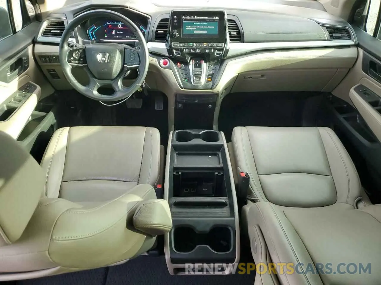 8 Photograph of a damaged car 5FNRL6H72KB040975 HONDA All Models 2019