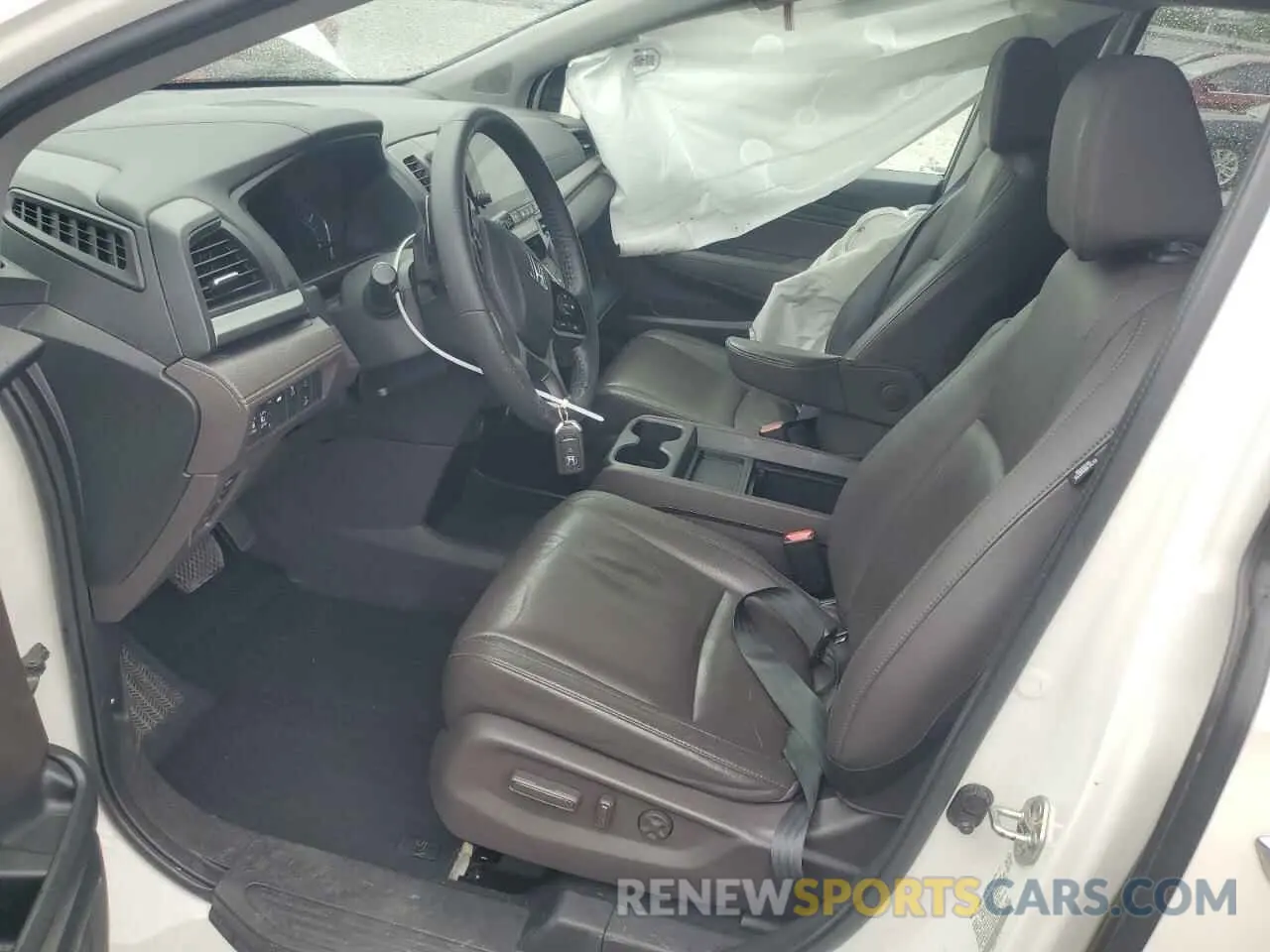 7 Photograph of a damaged car 5FNRL6H73KB067991 HONDA All Models 2019
