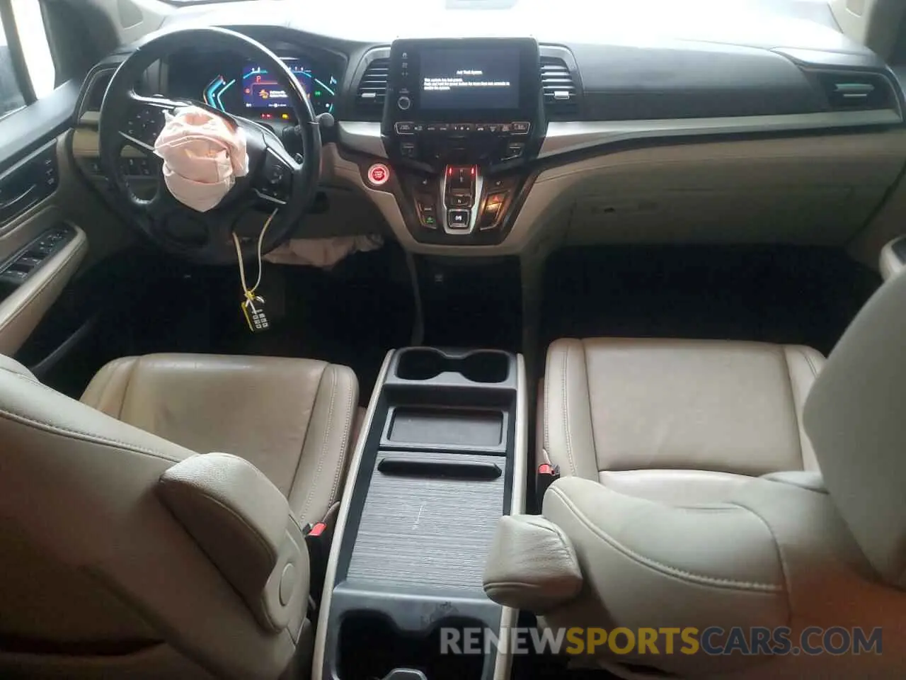 8 Photograph of a damaged car 5FNRL6H76KB045998 HONDA All Models 2019