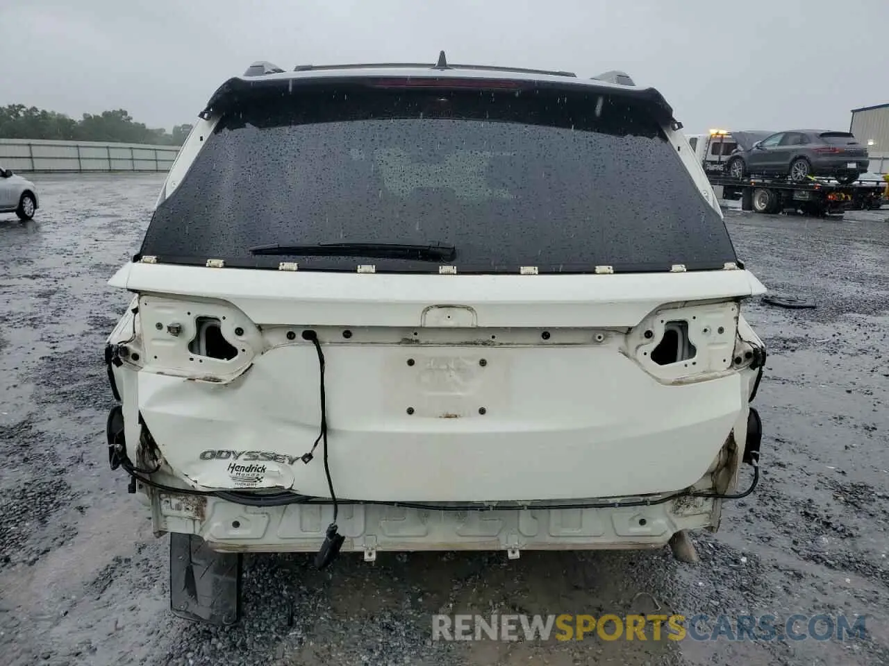 6 Photograph of a damaged car 5FNRL6H76KB081819 HONDA All Models 2019