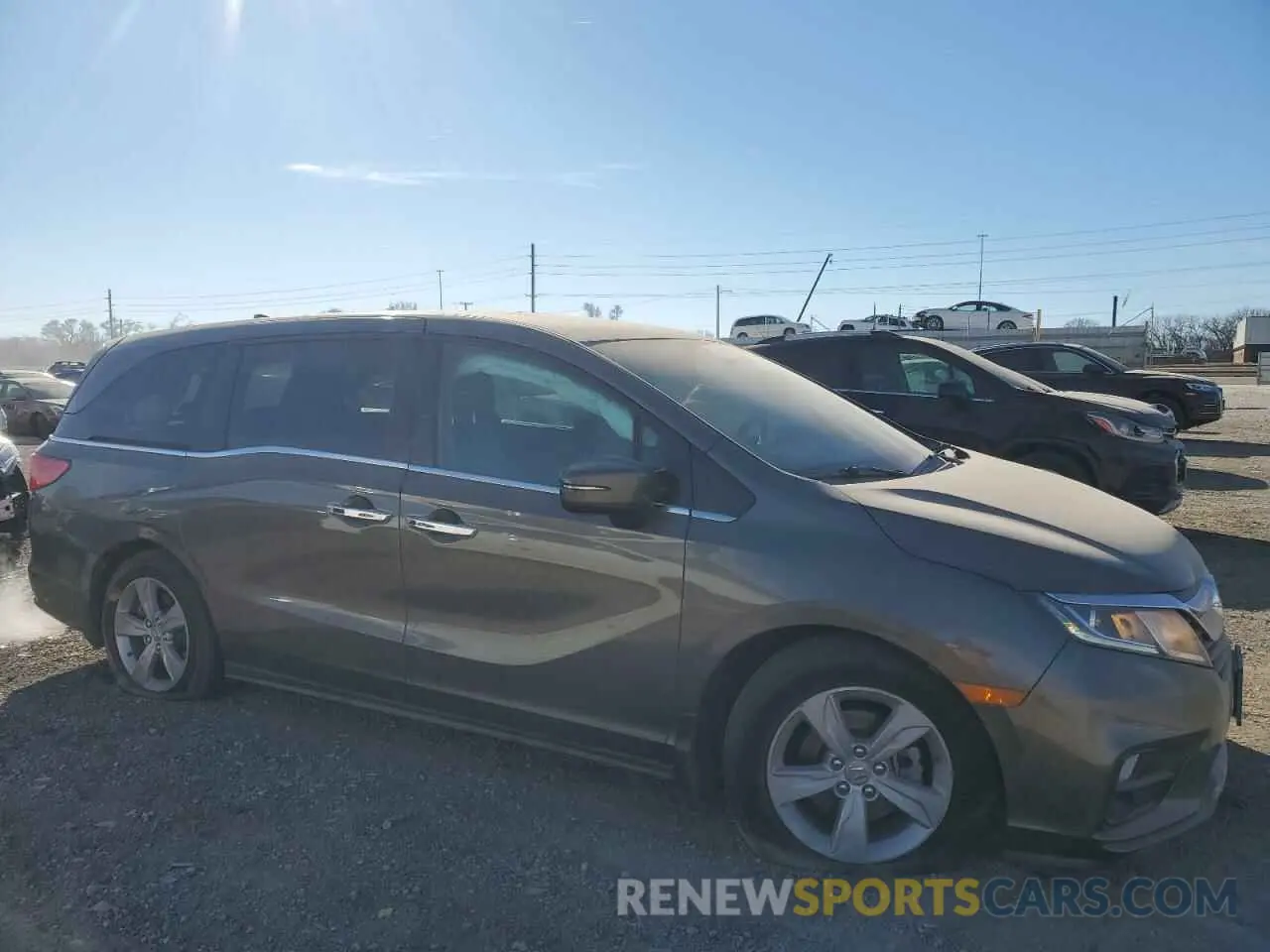4 Photograph of a damaged car 5FNRL6H76KB122546 HONDA All Models 2019