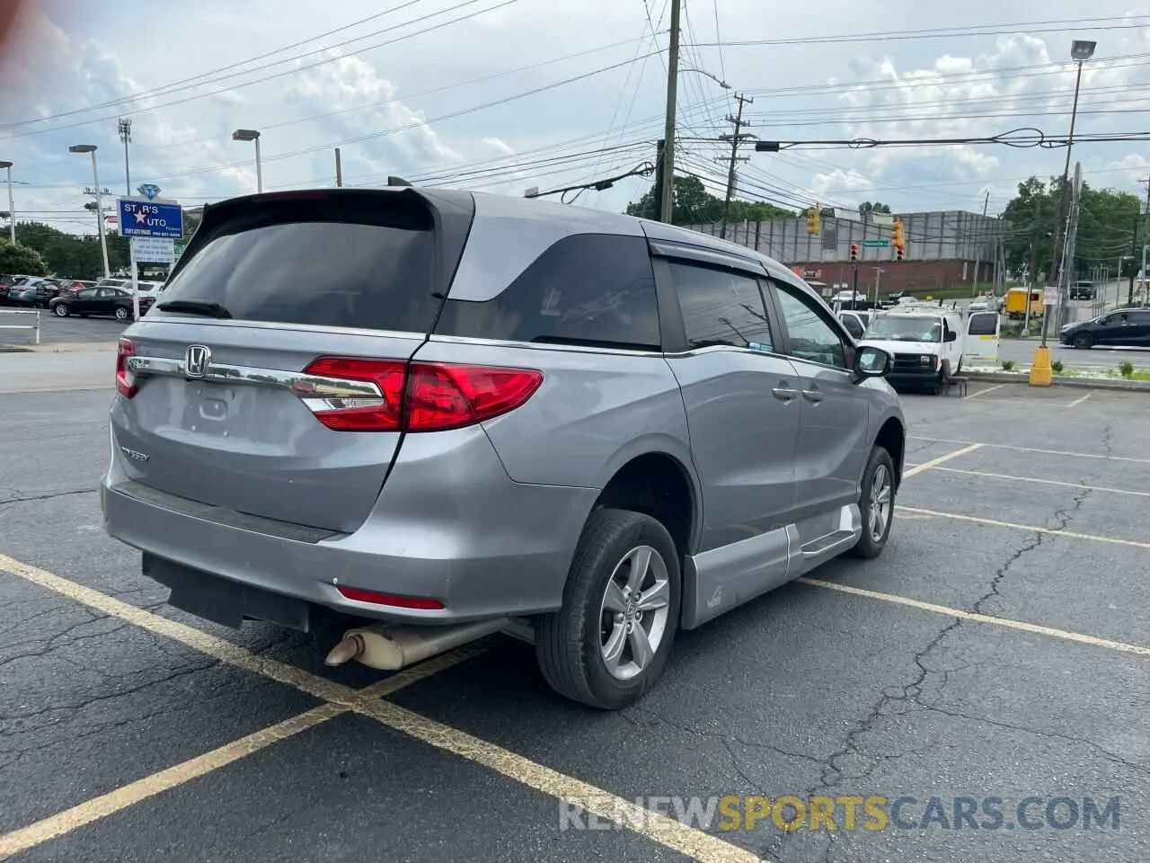 4 Фотография поврежденного автомобиля 5FNRL6H77KB122457 HONDA All Models 2019