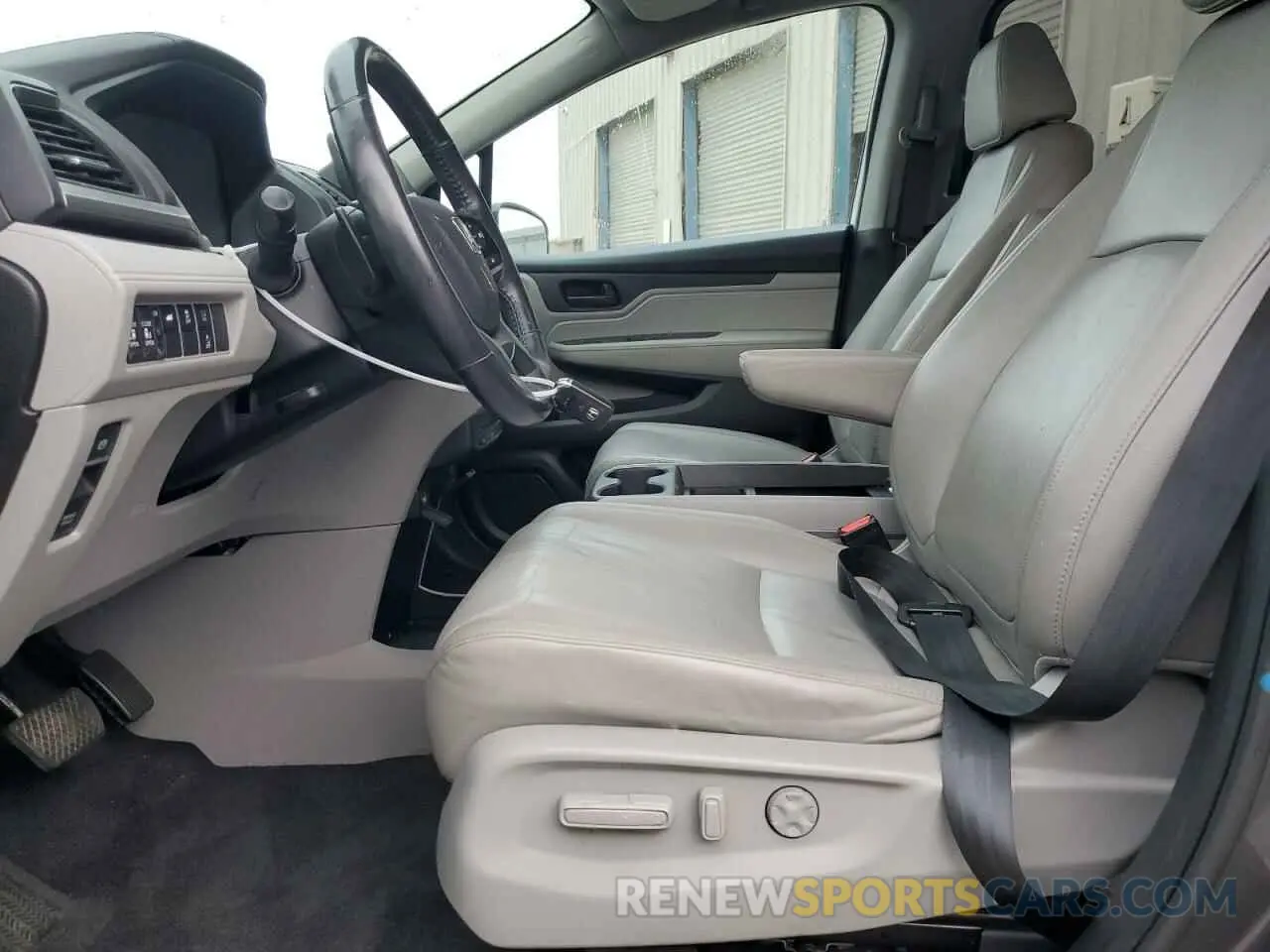 7 Photograph of a damaged car 5FNRL6H78KB018186 HONDA All Models 2019