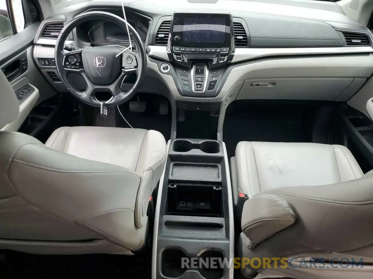 8 Photograph of a damaged car 5FNRL6H78KB018186 HONDA All Models 2019