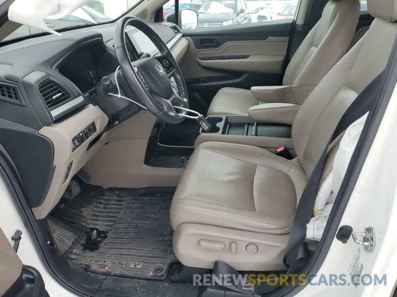 7 Photograph of a damaged car 5FNRL6H78KB095673 HONDA All Models 2019