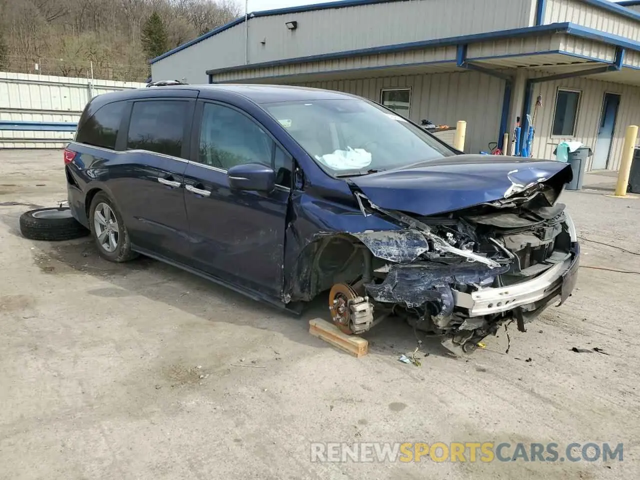 4 Photograph of a damaged car 5FNRL6H78KB122337 HONDA All Models 2019
