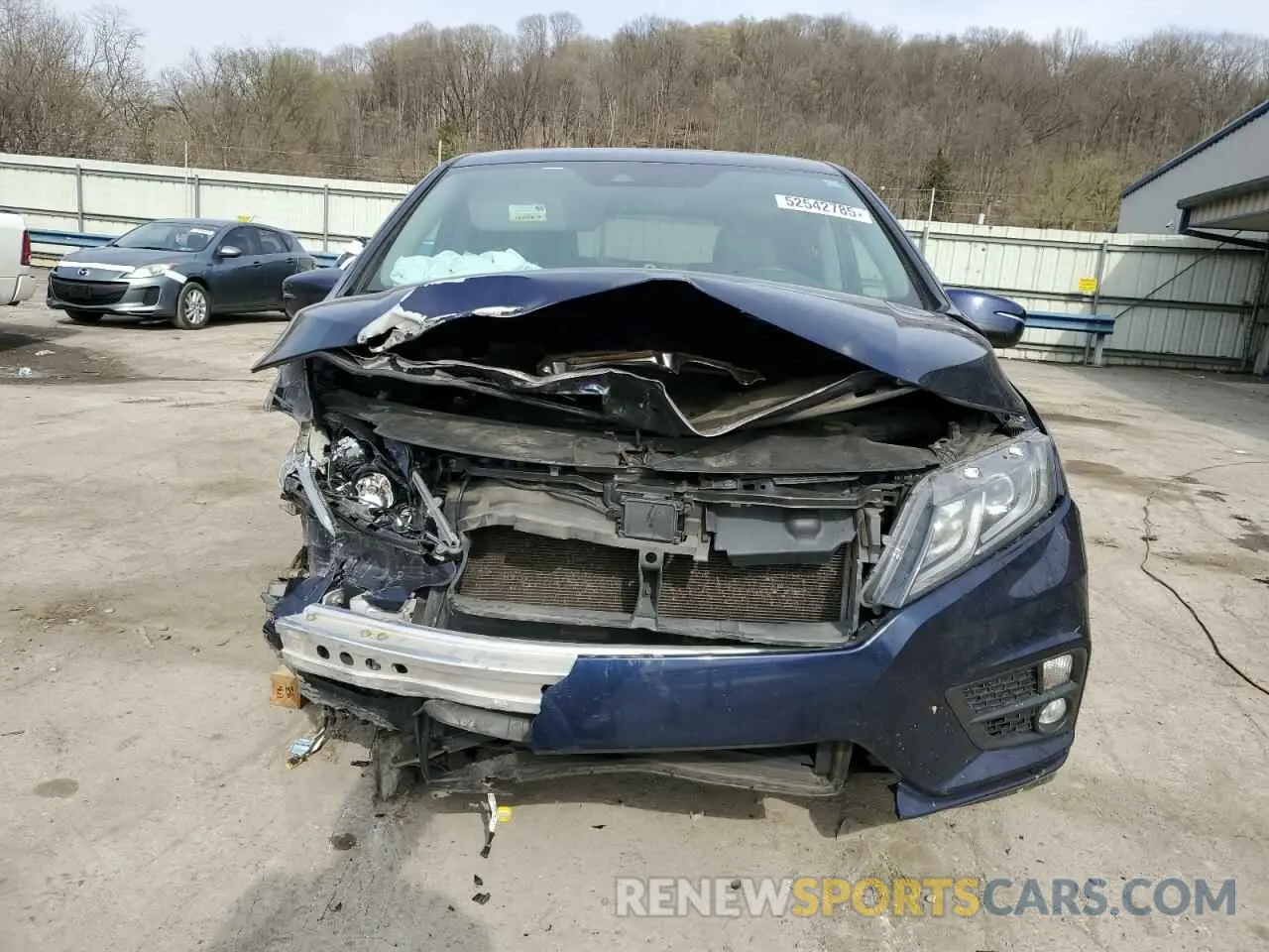 5 Photograph of a damaged car 5FNRL6H78KB122337 HONDA All Models 2019