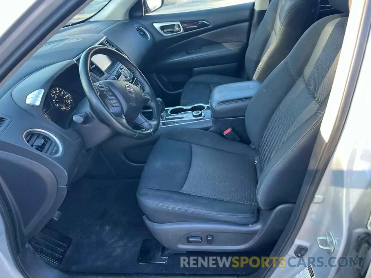 5 Photograph of a damaged car 5FNRL6H78KB125979 HONDA All Models 2019