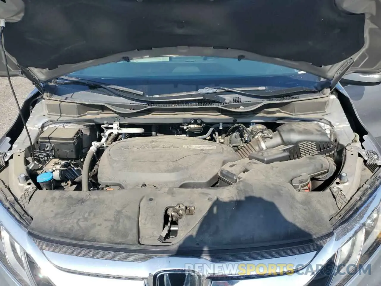 12 Photograph of a damaged car 5FNRL6H78KB136481 HONDA All Models 2019