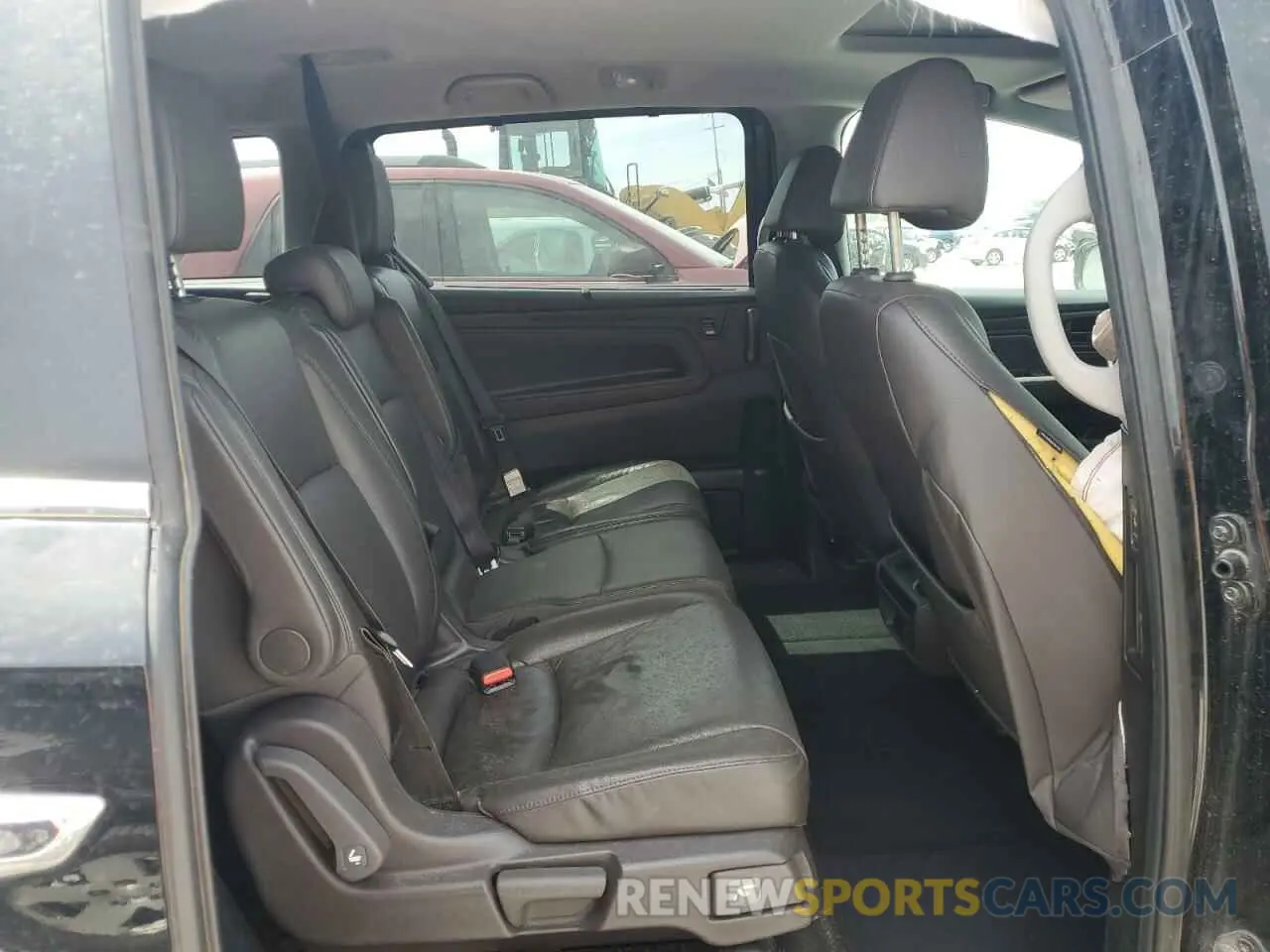 11 Фотография поврежденного автомобиля 5FNRL6H7XKB057328 HONDA All Models 2019