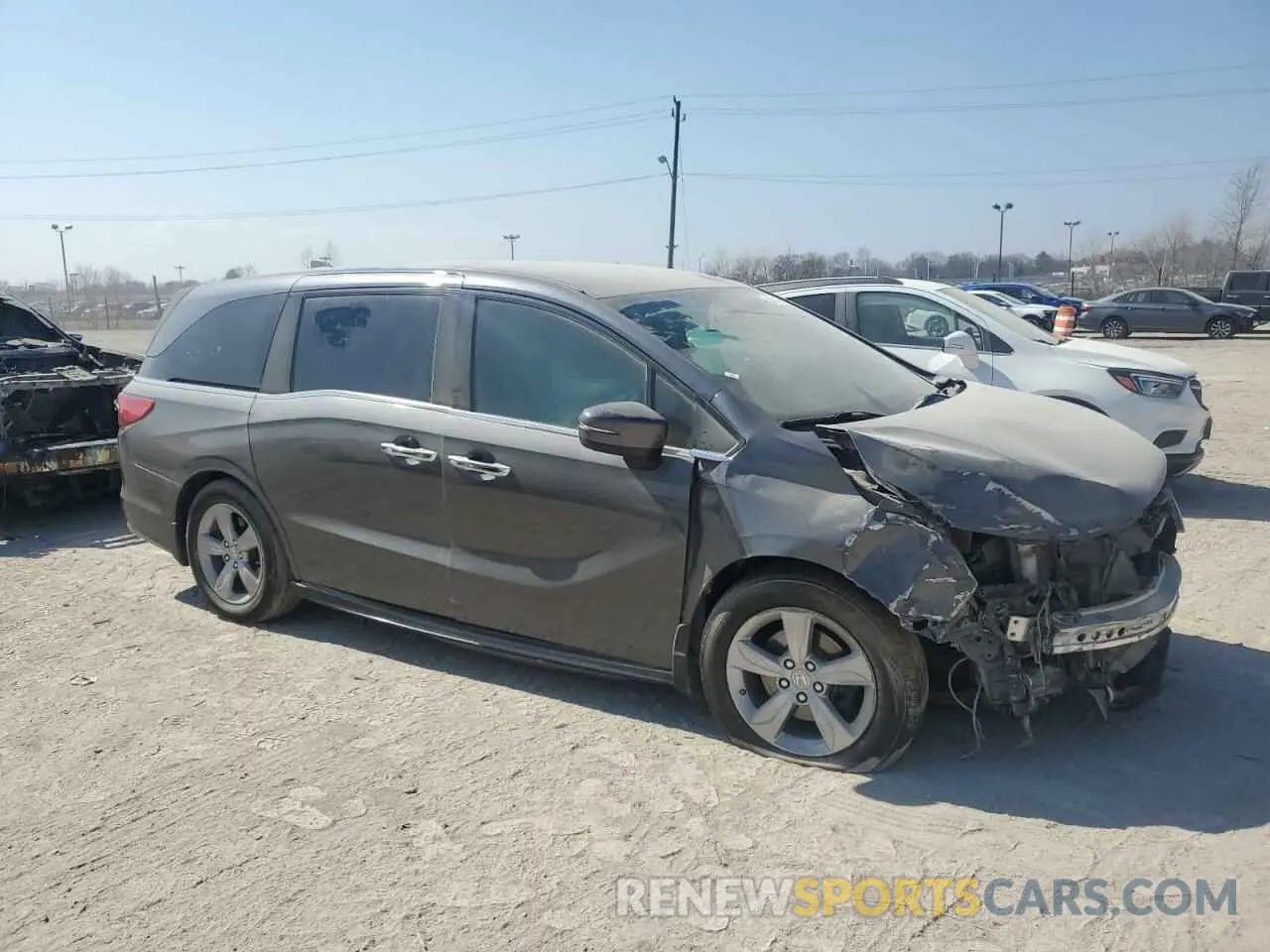 4 Photograph of a damaged car 5FNRL6H51LB056407 HONDA All Models 2020