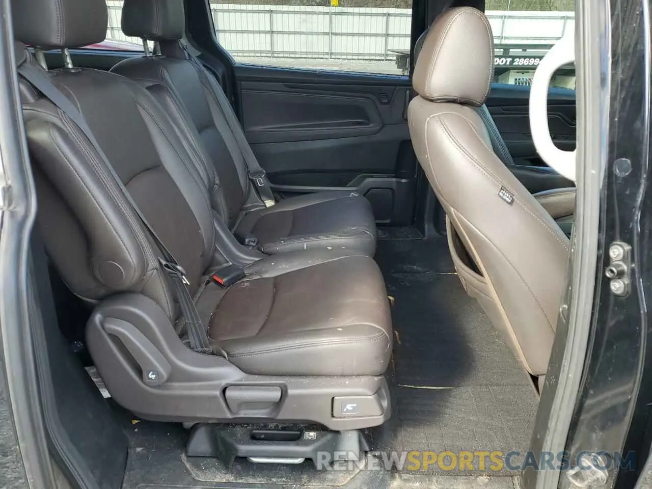 11 Фотография поврежденного автомобиля 5FNRL6H56LB065958 HONDA All Models 2020