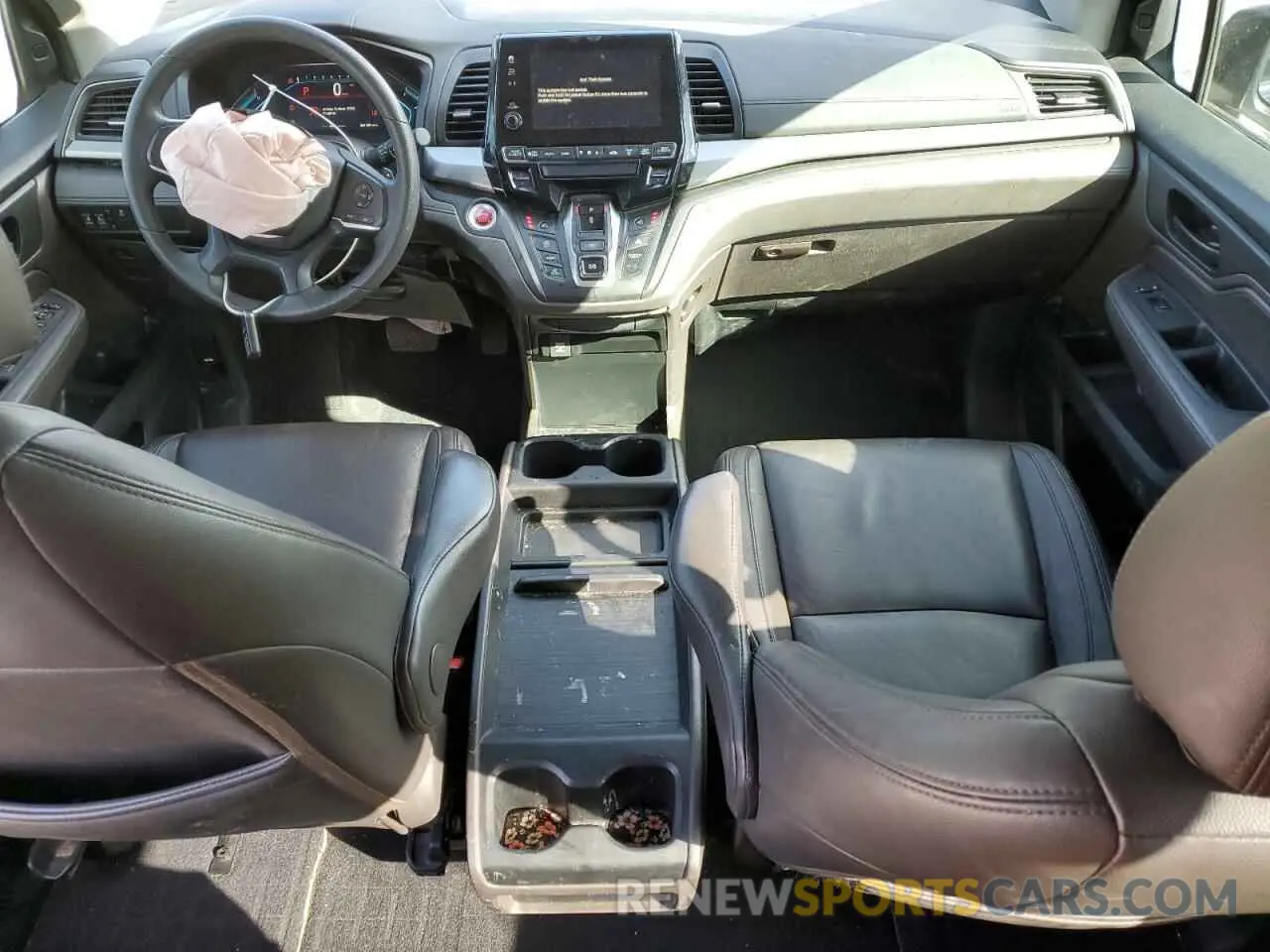 8 Фотография поврежденного автомобиля 5FNRL6H56LB065958 HONDA All Models 2020