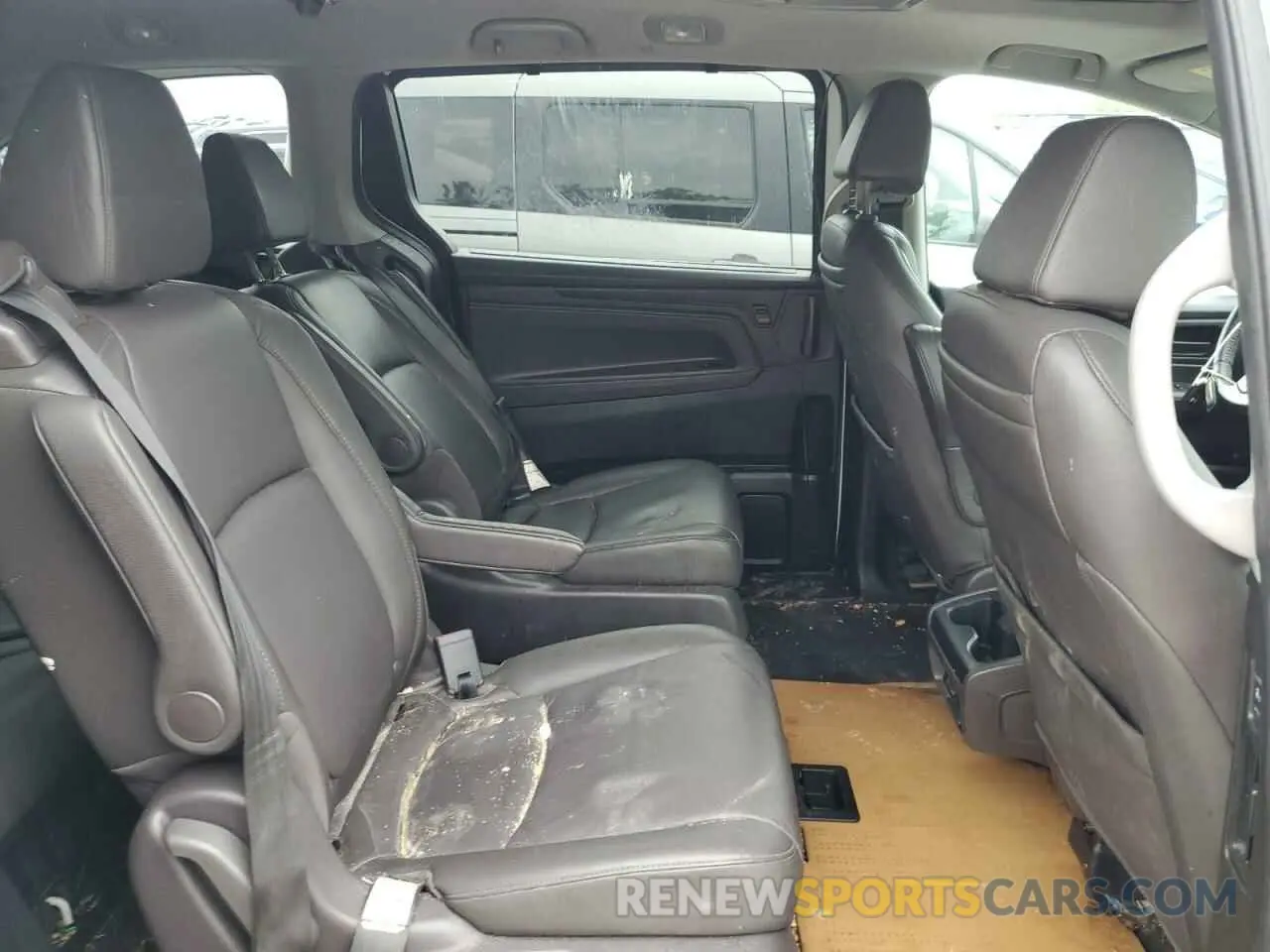 11 Фотография поврежденного автомобиля 5FNRL6H76LB064052 HONDA All Models 2020