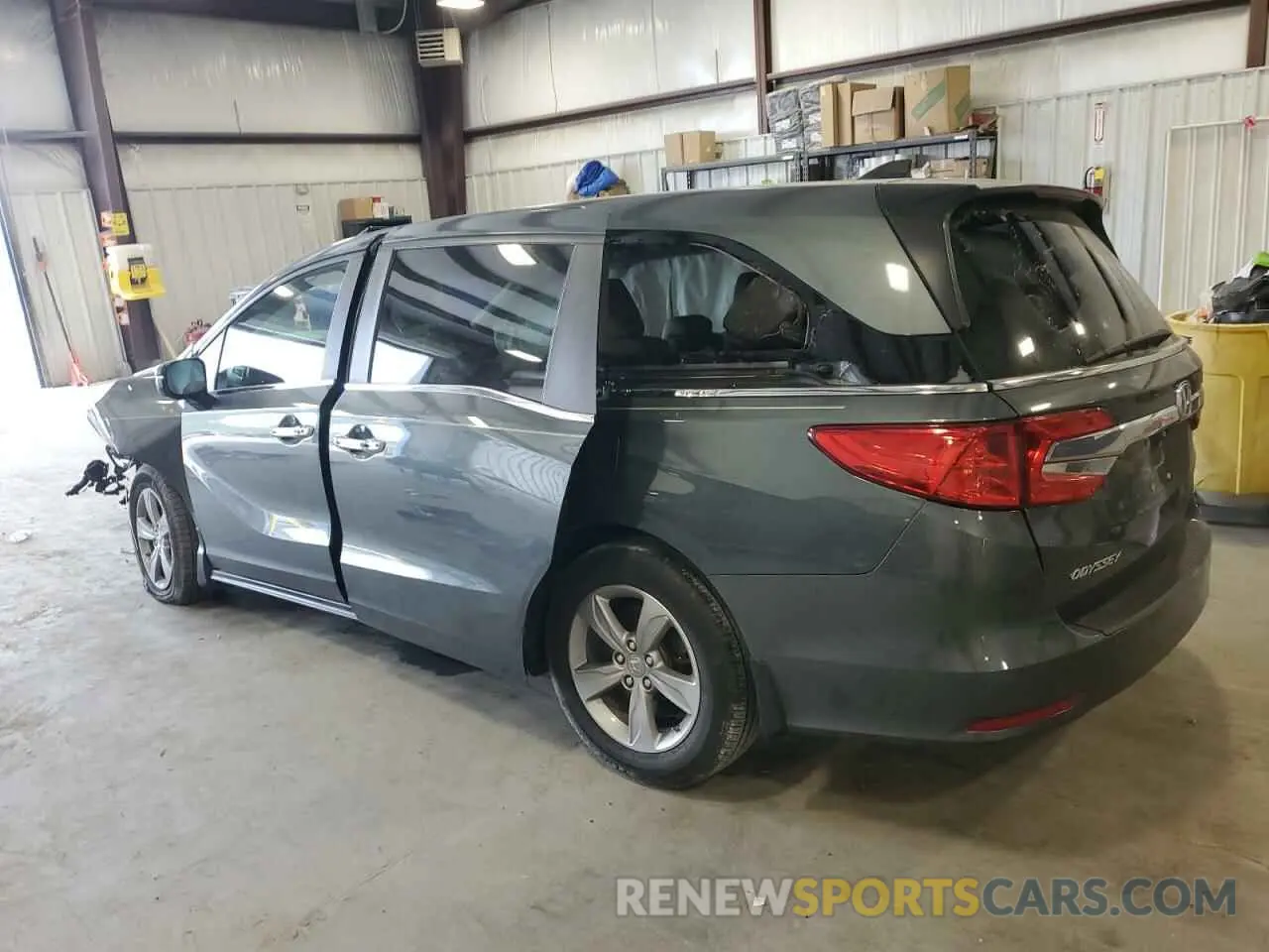 2 Photograph of a damaged car 5FNRL6H77LB013790 HONDA All Models 2020