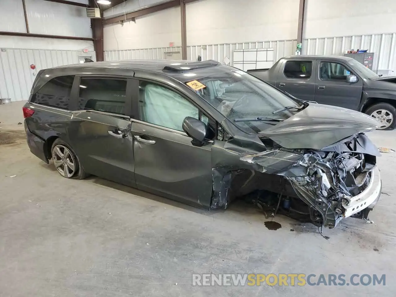 4 Photograph of a damaged car 5FNRL6H77LB013790 HONDA All Models 2020