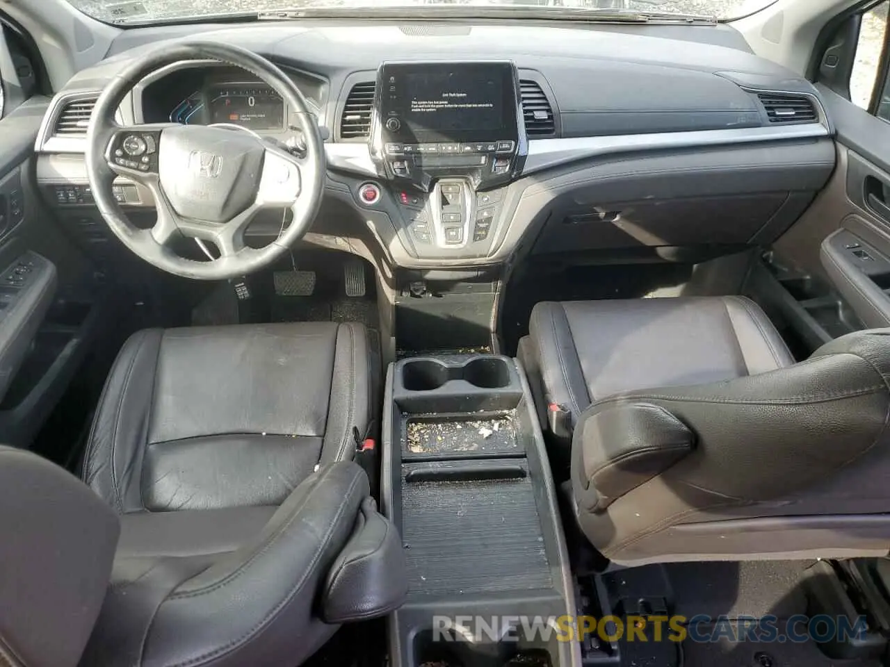 8 Photograph of a damaged car 5FNRL6H77LB070457 HONDA All Models 2020