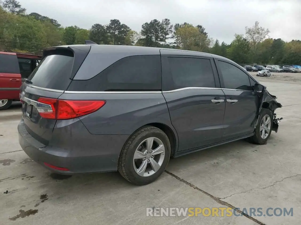 3 Photograph of a damaged car 5FNRL6H78LB021123 HONDA All Models 2020