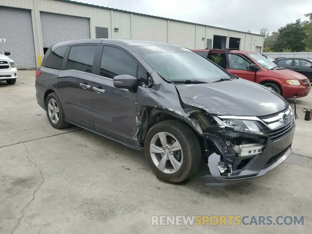 4 Photograph of a damaged car 5FNRL6H78LB021123 HONDA All Models 2020