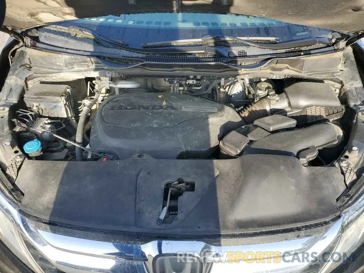 12 Photograph of a damaged car 5FNRL6H78LB050556 HONDA All Models 2020