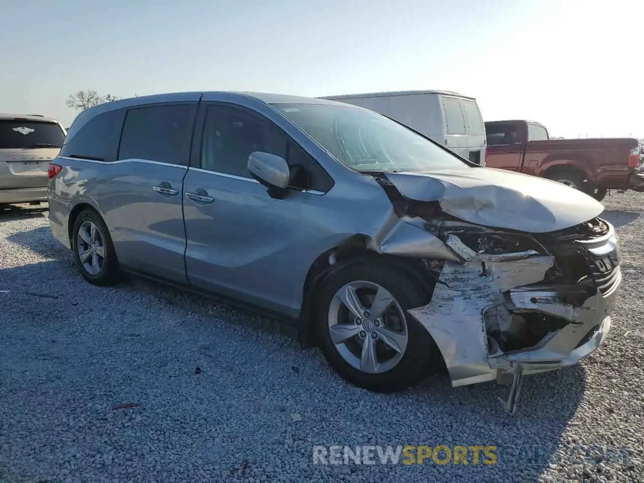 4 Photograph of a damaged car 5FNRL6H7XLB045696 HONDA All Models 2020