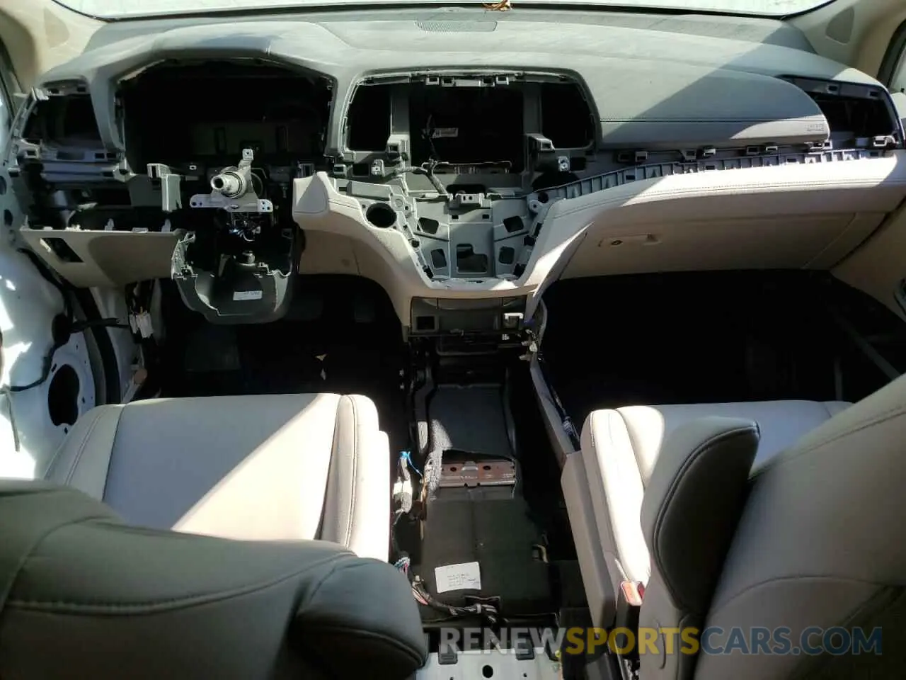 8 Фотография поврежденного автомобиля 5FNRL6H72MB045161 HONDA All Models 2021